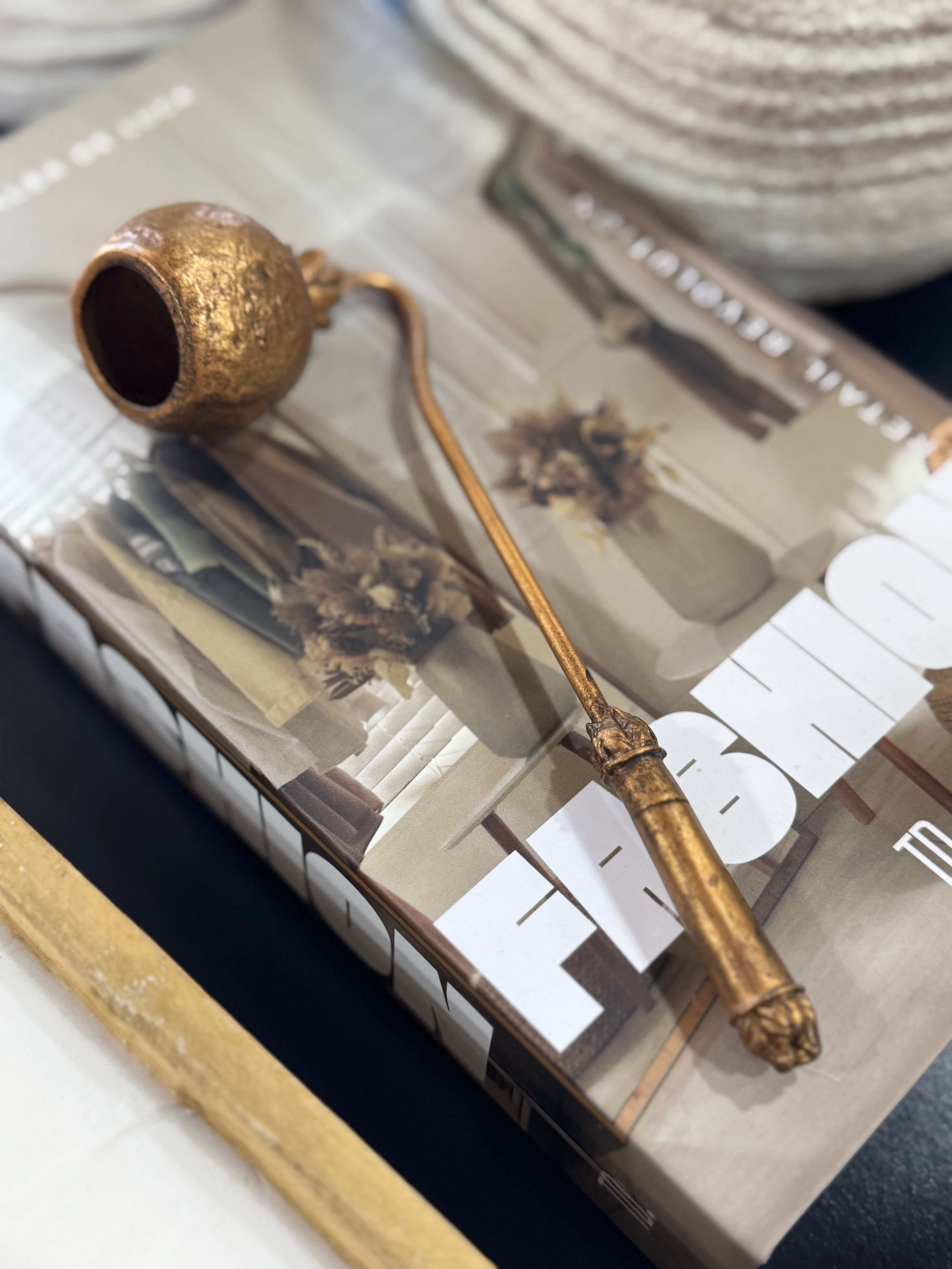 Apagador de vela granada