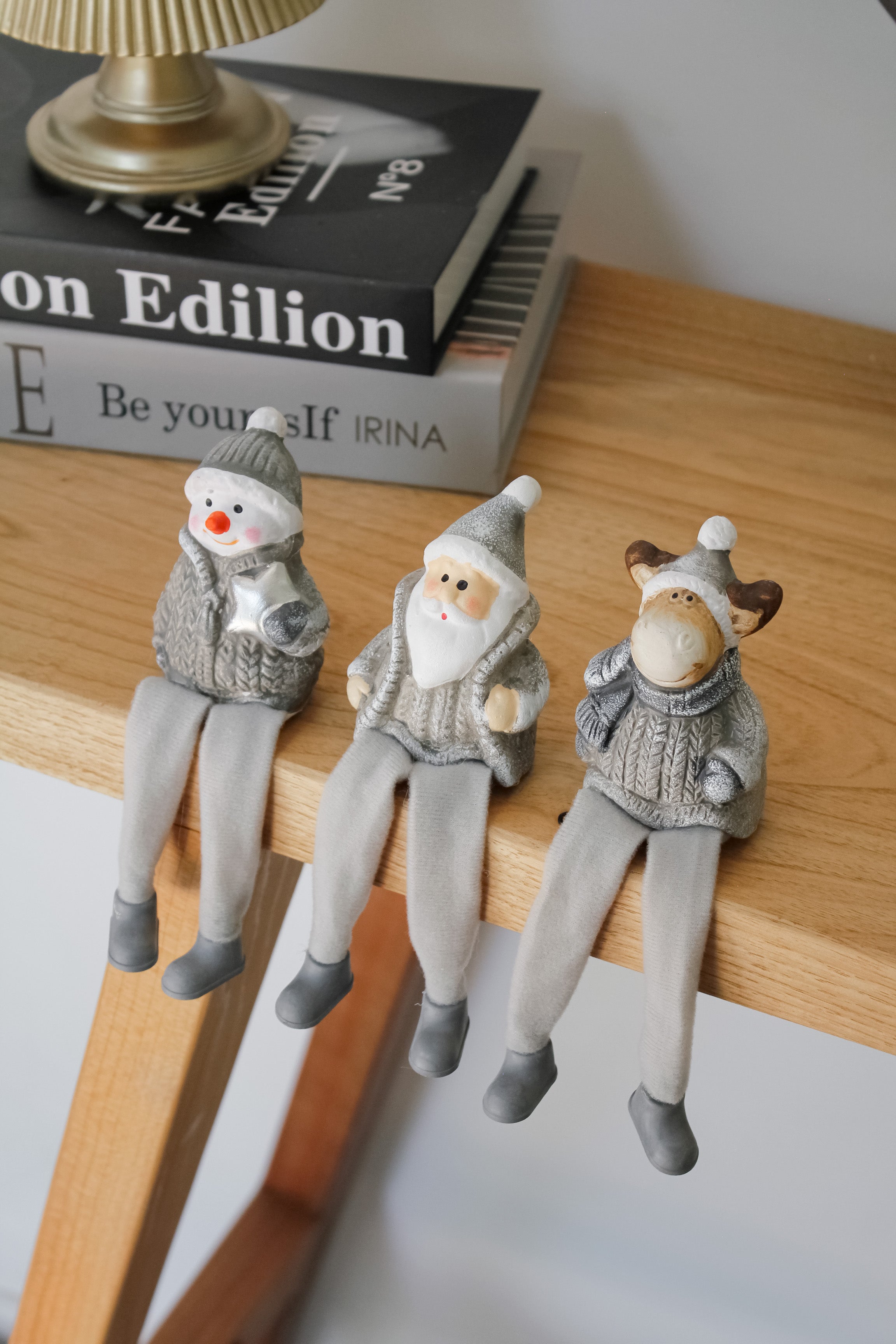 Figura Piernas Colgantes Navideña