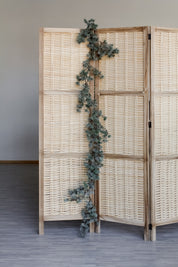 Rama Pino Artificial