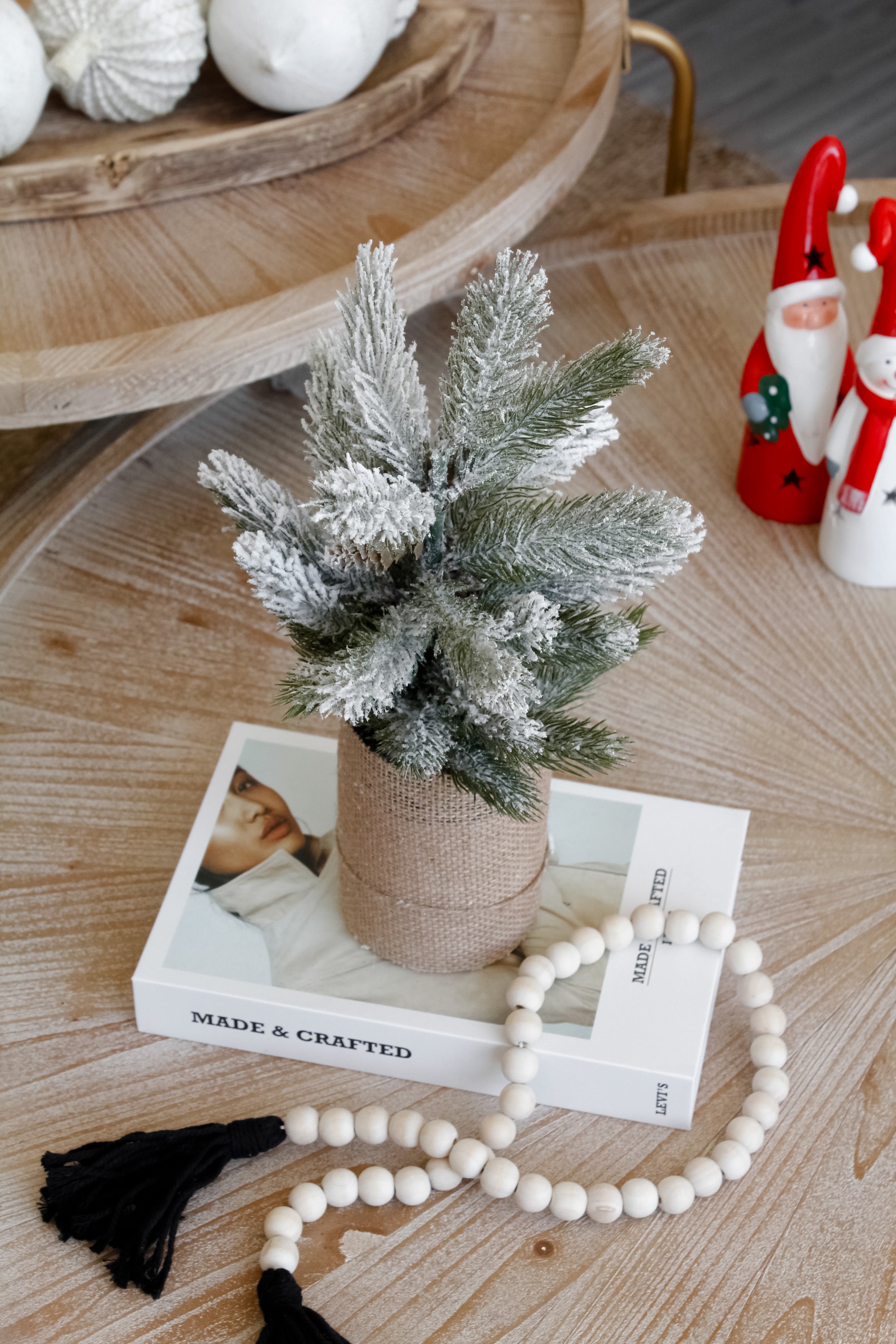 Rama Pino Macetero Arpillera