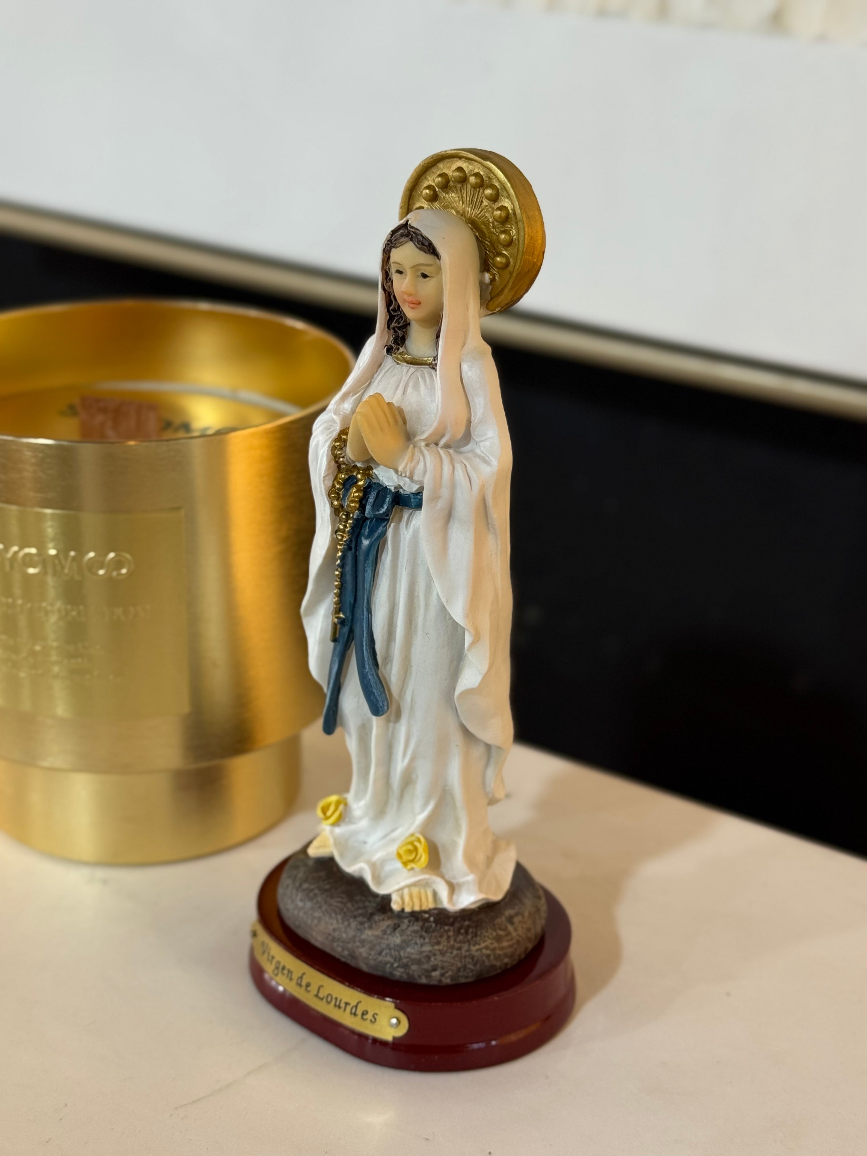 Virgen de Lourdes