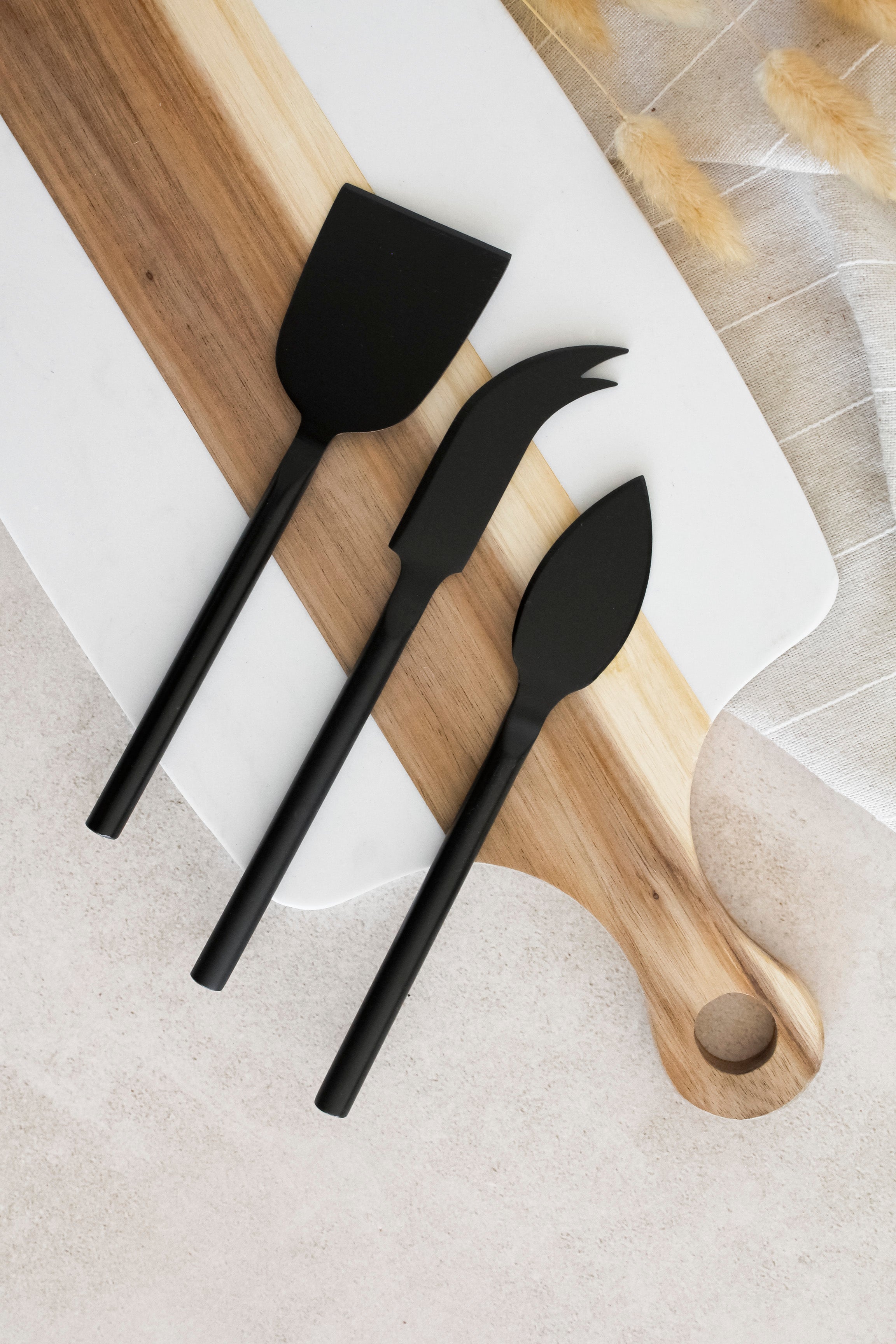 Set Cuchillos Negros Queso (x3)