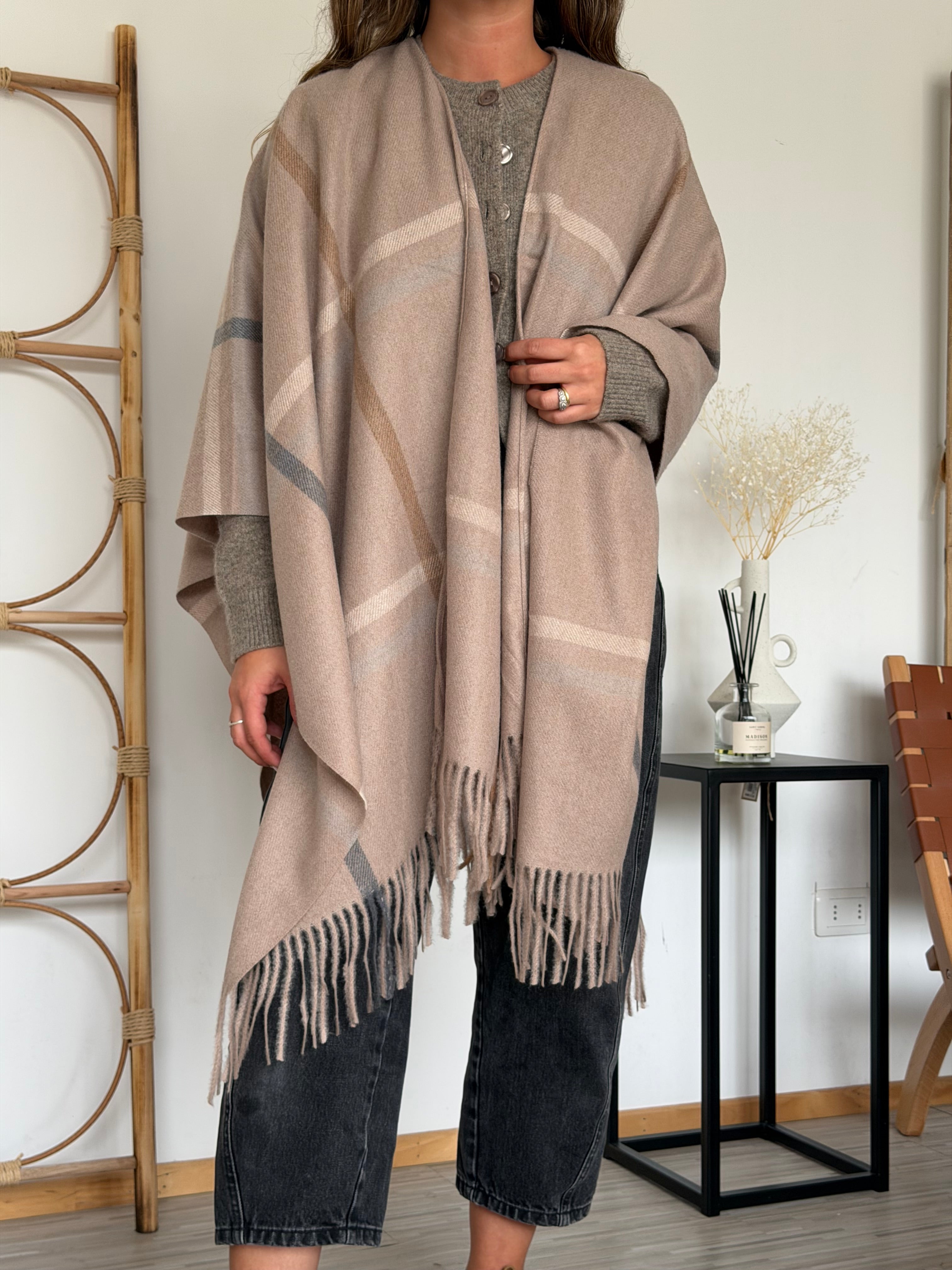 Poncho Beige