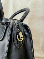 Cartera Cuero Rígida