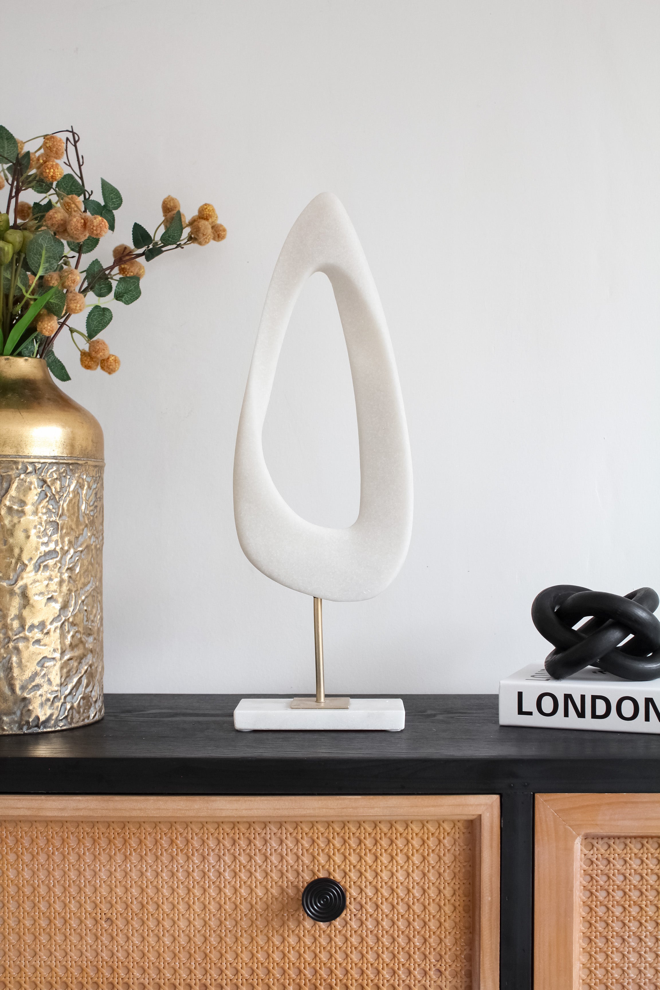 Escultura Punta Base Mármol