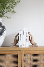 Topes de libro Manos