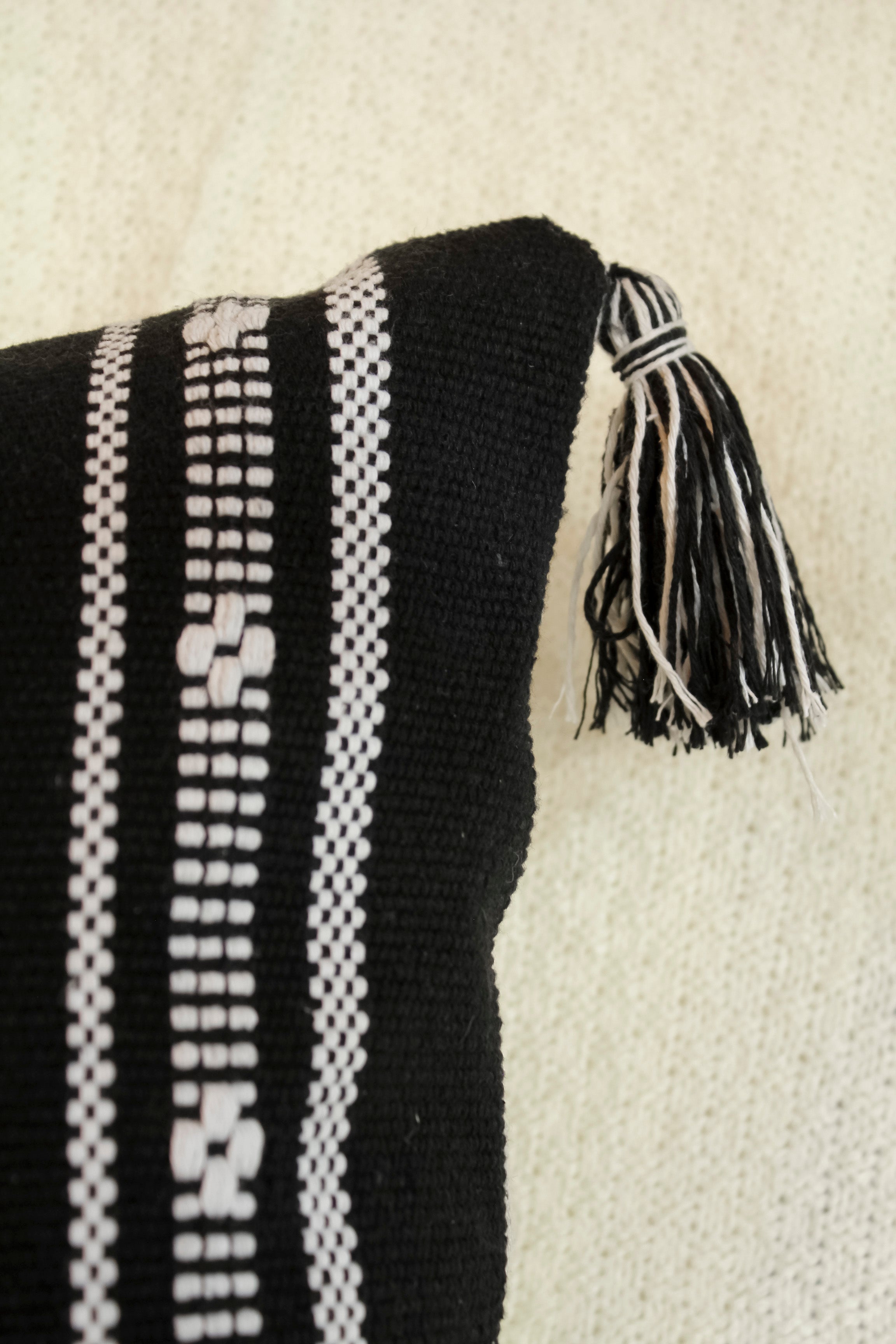 Funda Negra Rombos Blancos