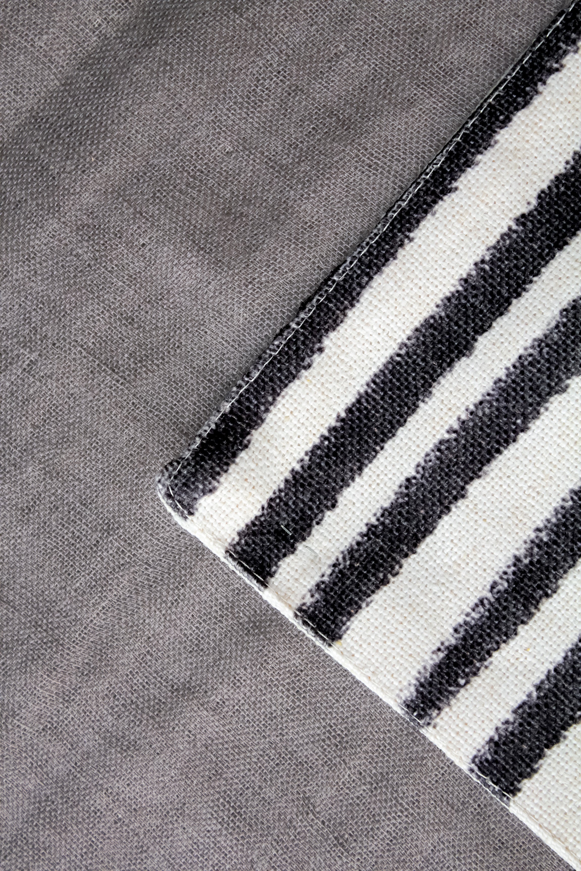 Individual Conejo Negro