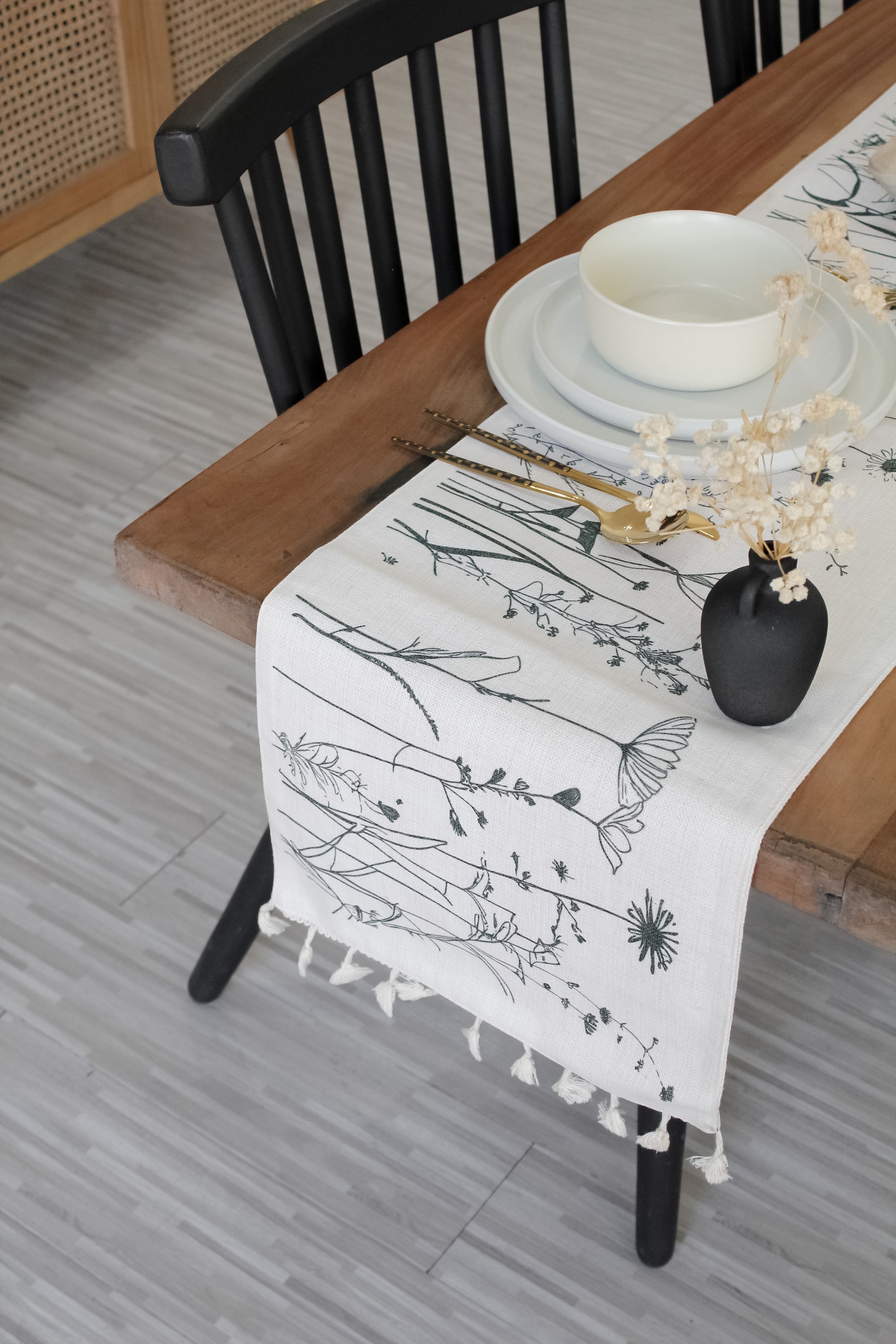 Camino de Mesa Flores Verdes