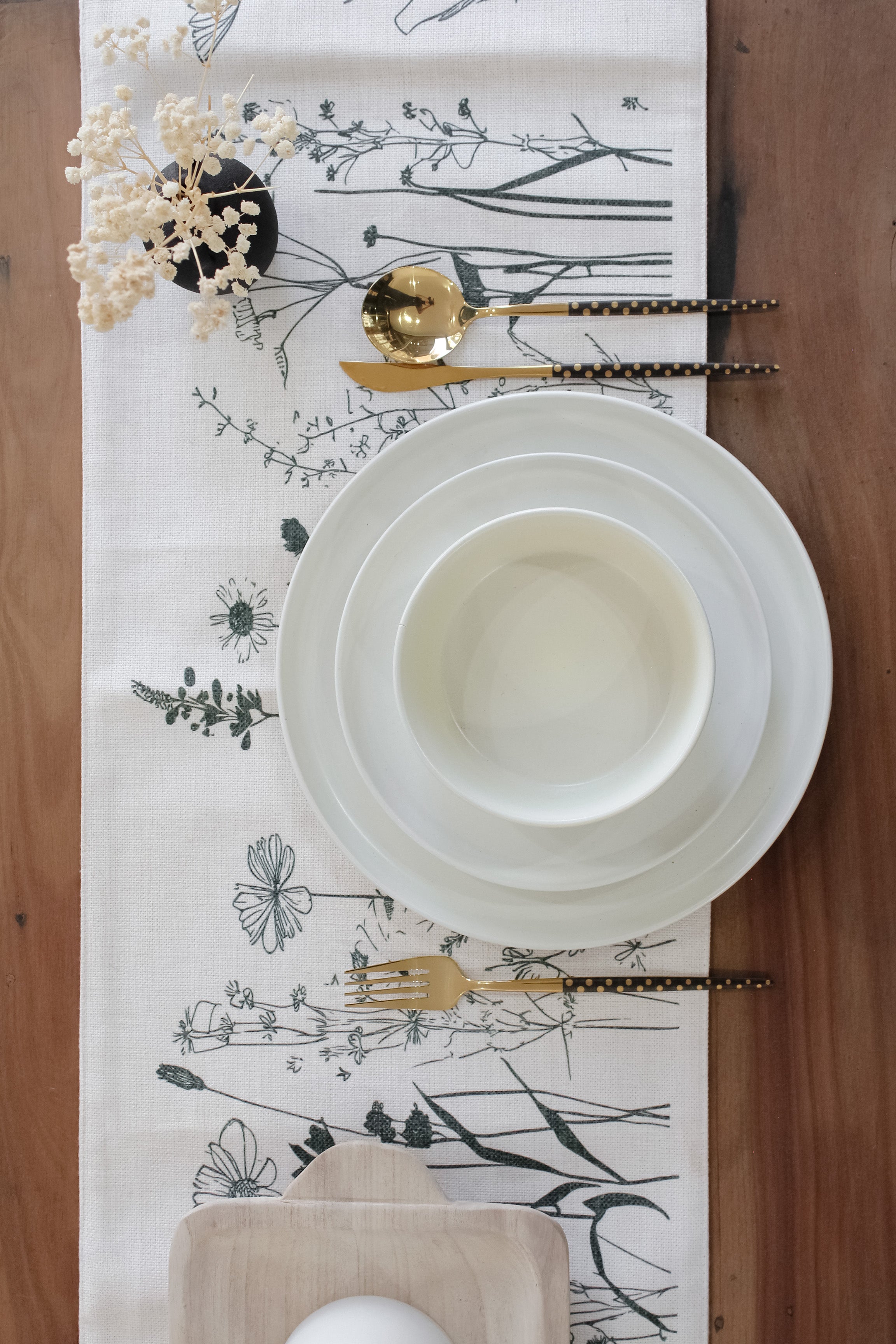 Camino de Mesa Flores Verdes