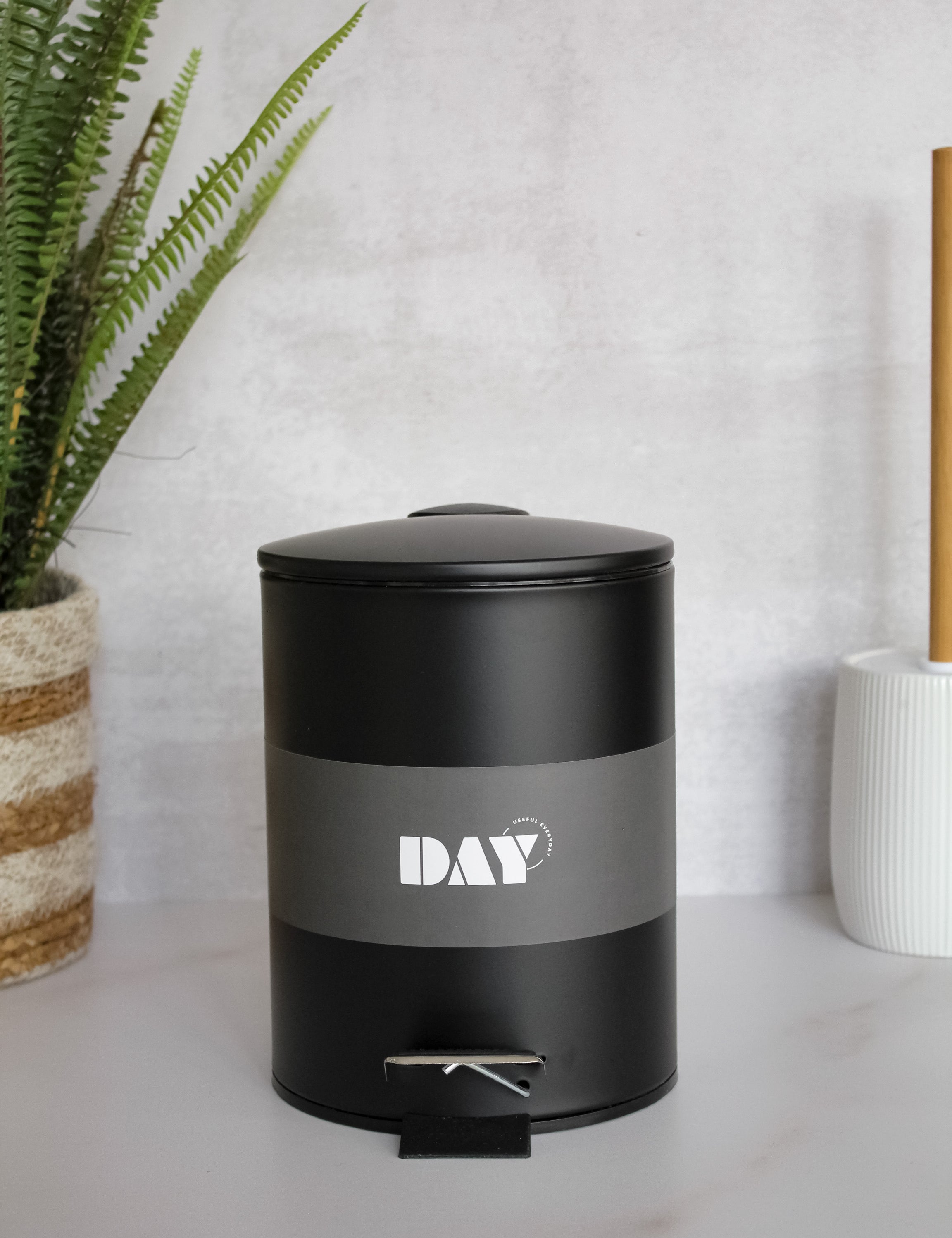 Basurero Cierre Suave