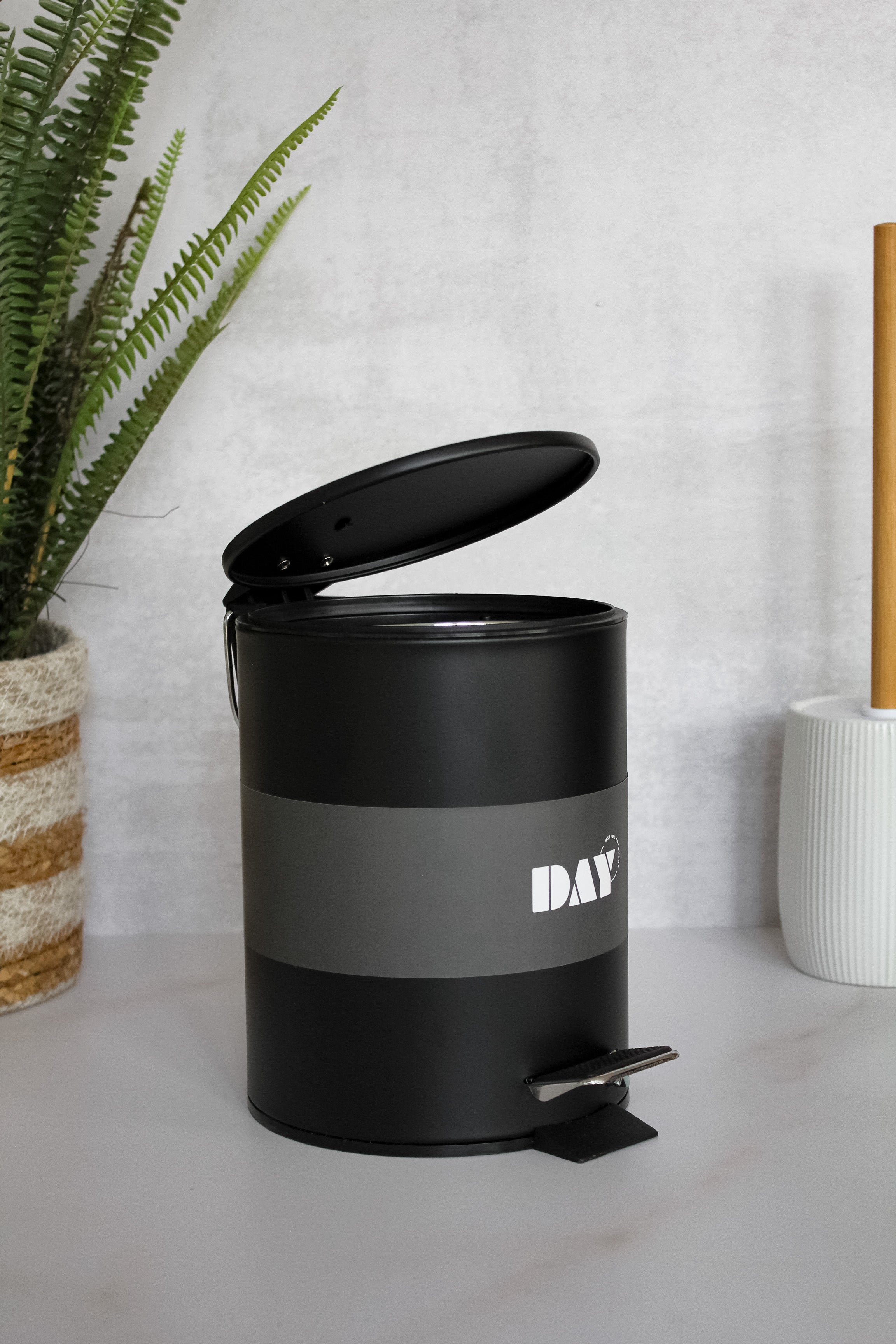 Basurero Cierre Suave