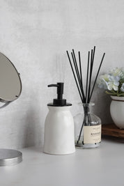 Dispensador Cerámica Borde Negro