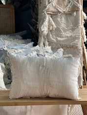 Cojín Rayas Palo Rosa Flecos Esquina