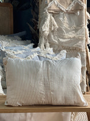 Cojín Rayas Palo Rosa Flecos