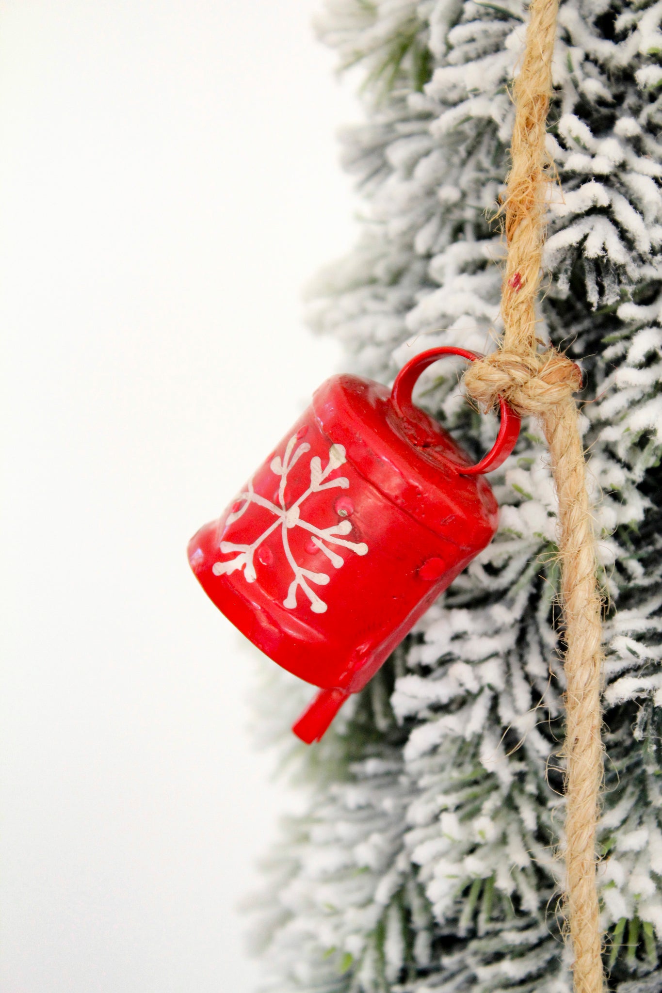 Guirnalda Latón Navideño Hindú Rojo