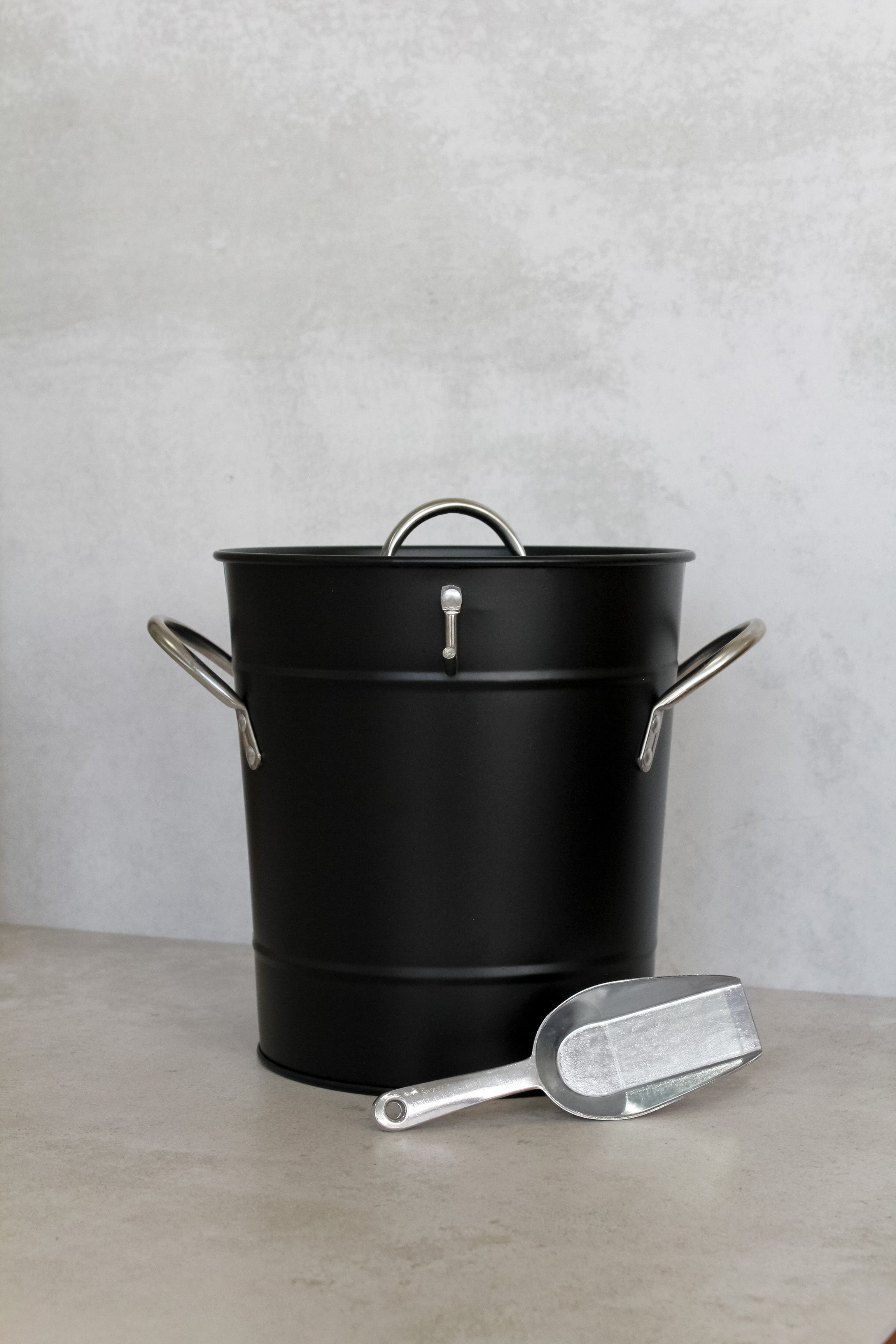 Hielera Latón con Pala