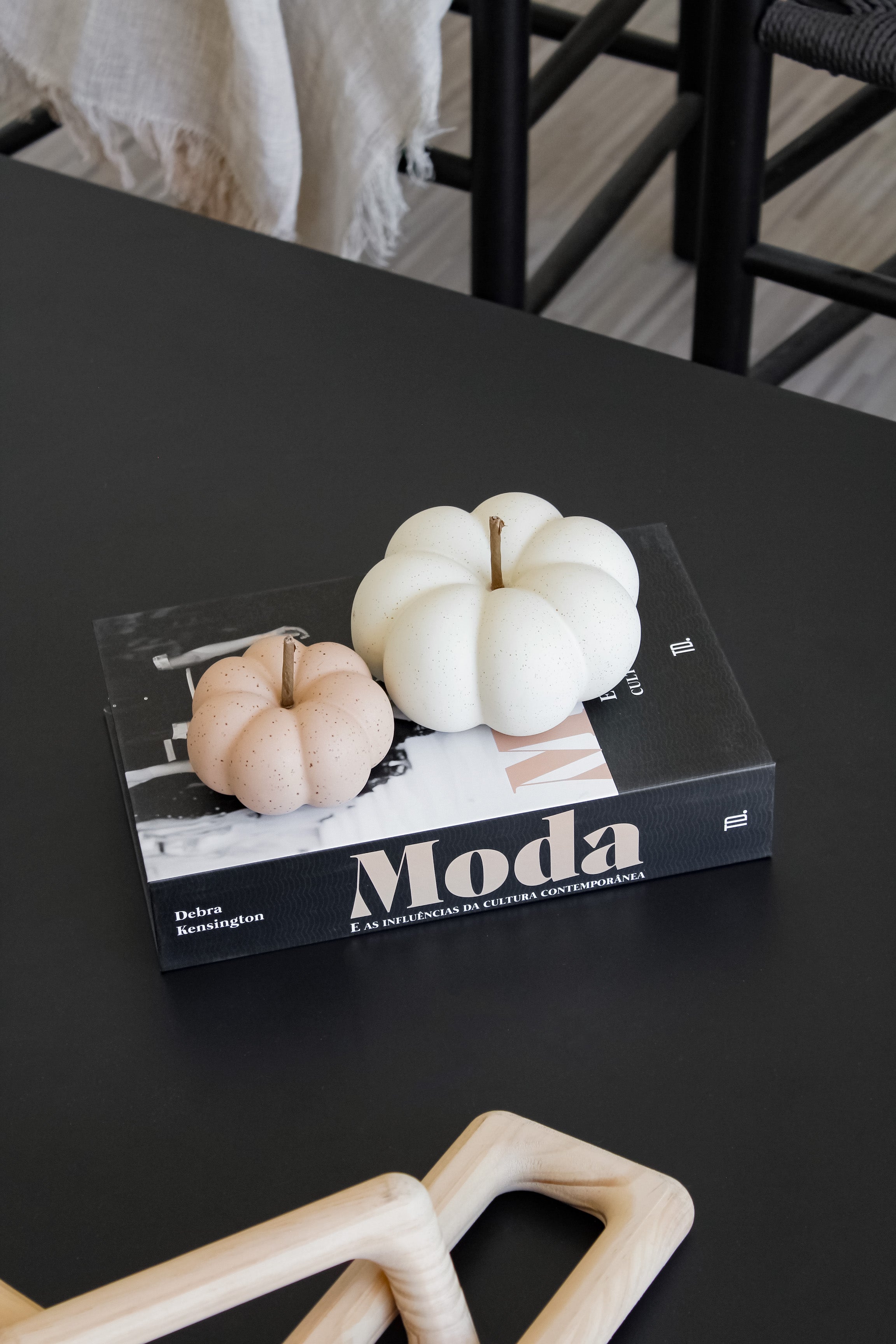 Caja Libro "Moda Contemporánea"
