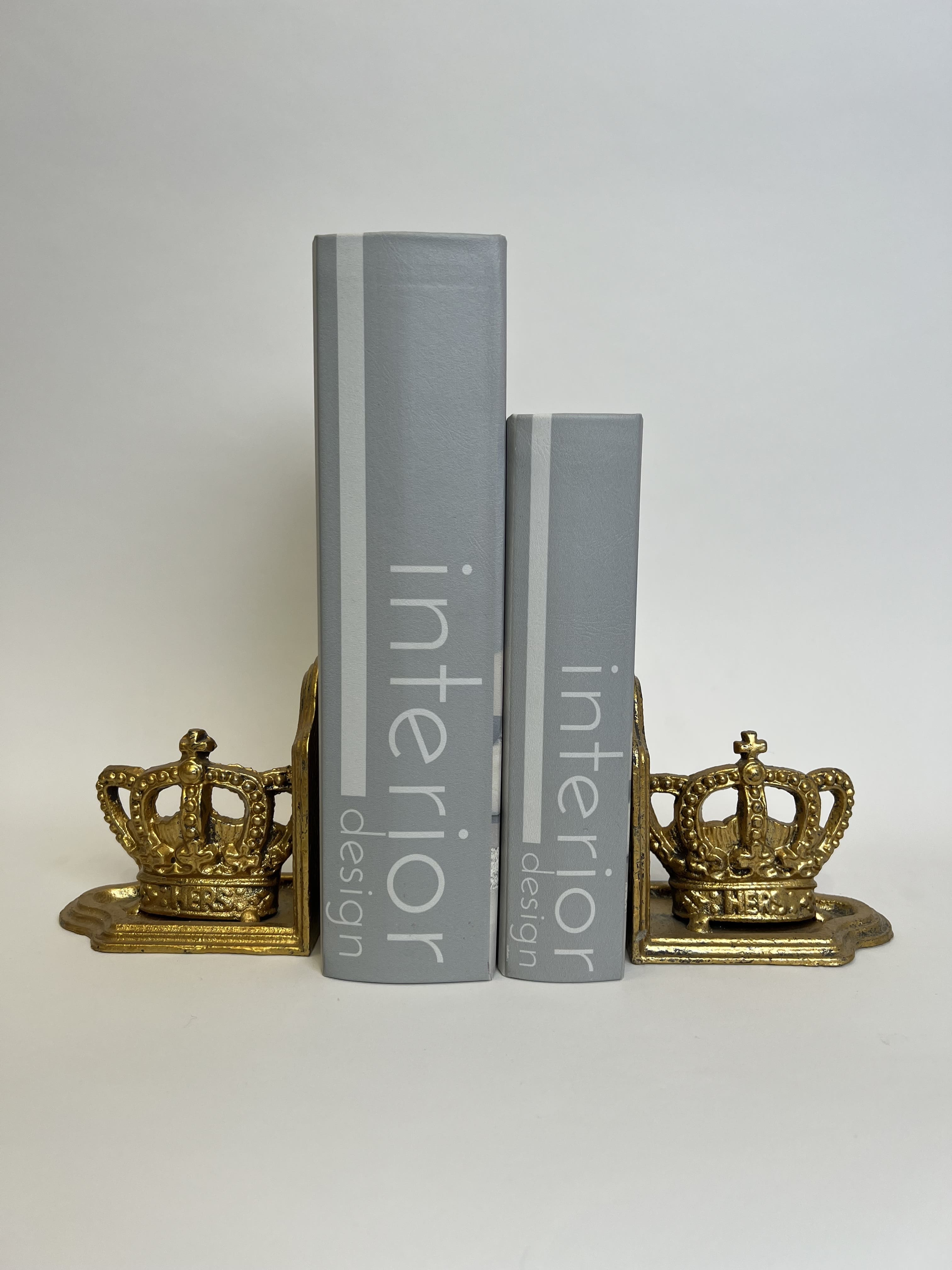 Topes de libro Corona