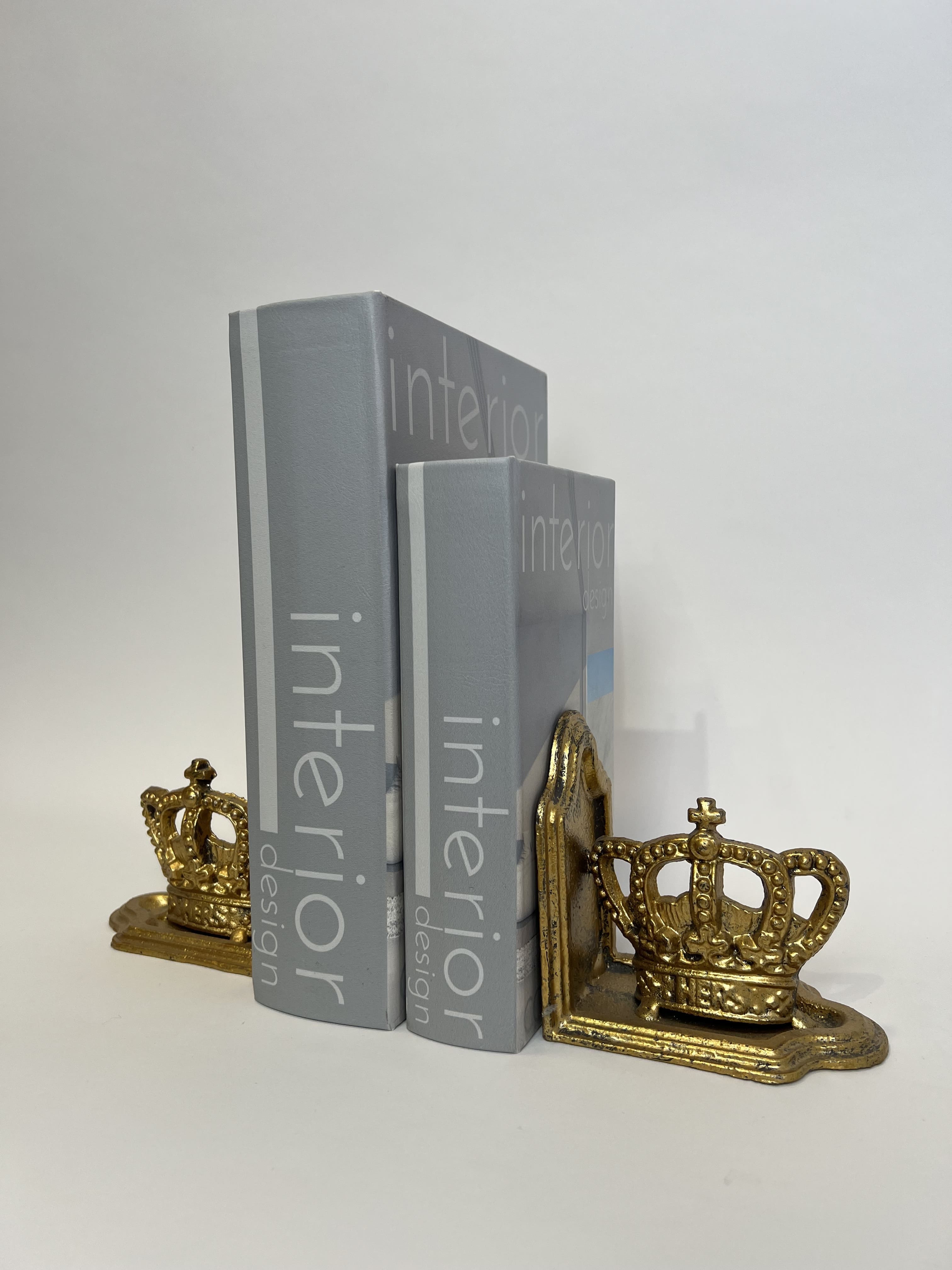 Topes de libro Corona