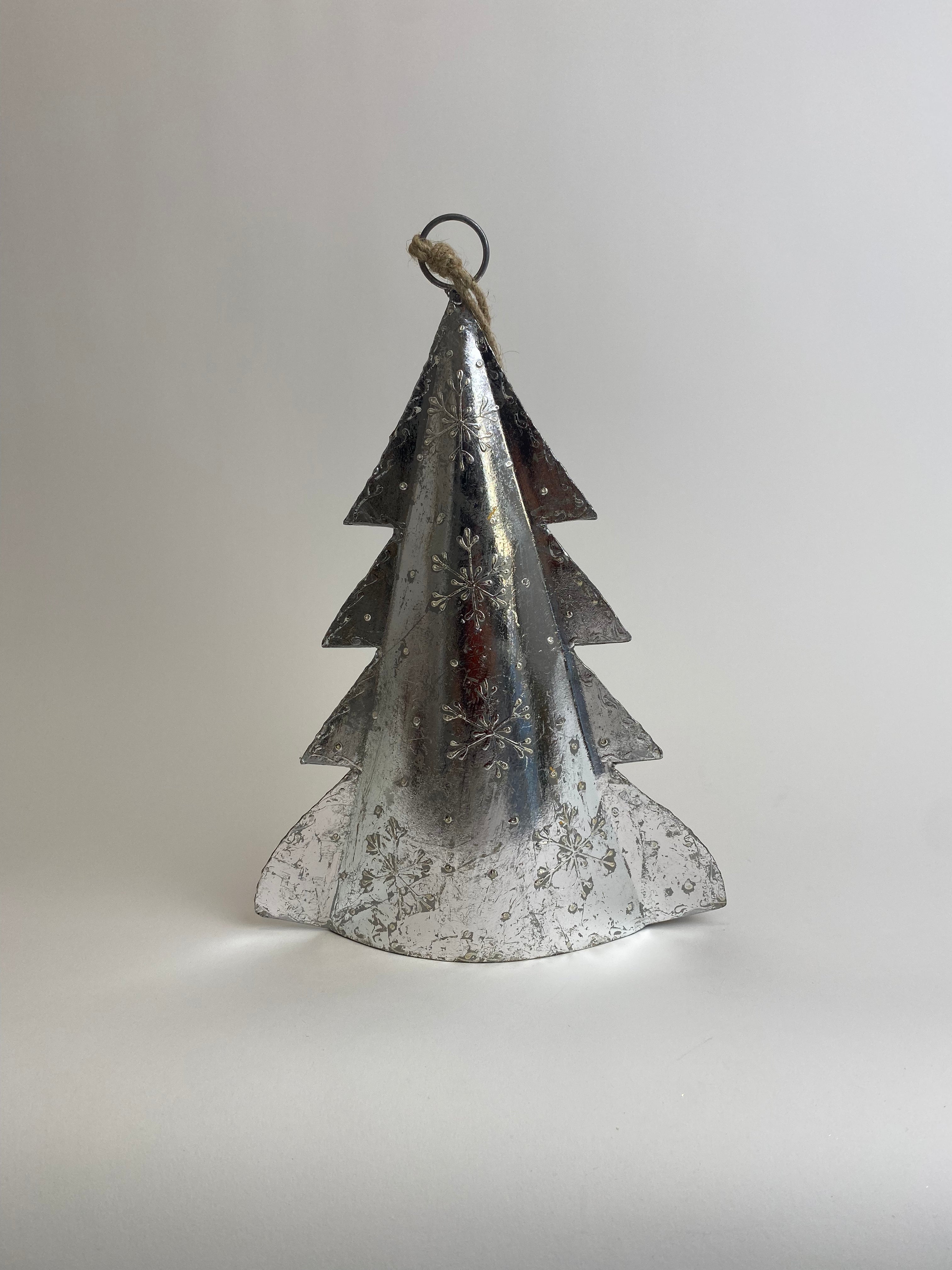 Campana Árbol Navideño Plateado