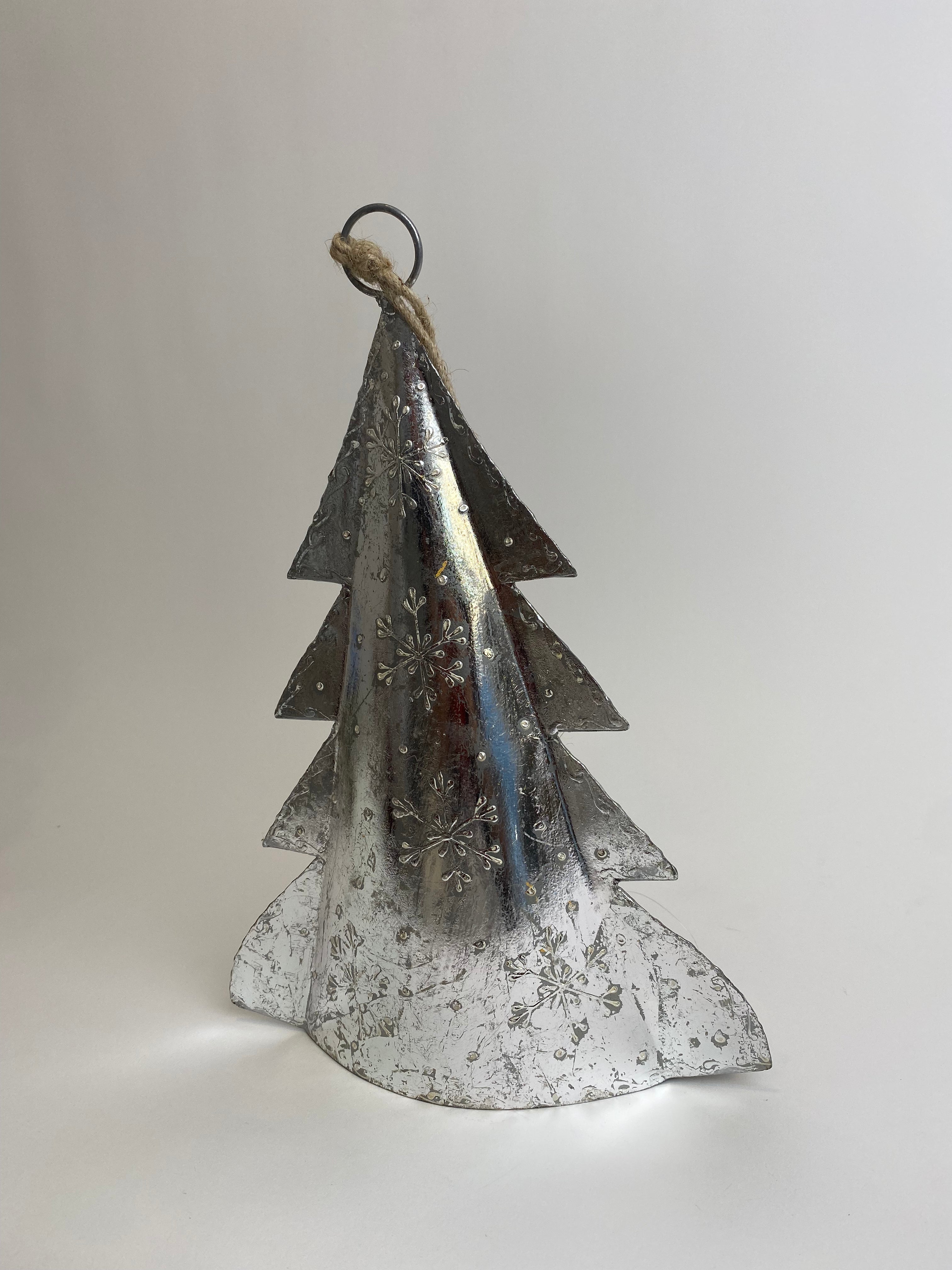 Campana Árbol Navideño Plateado