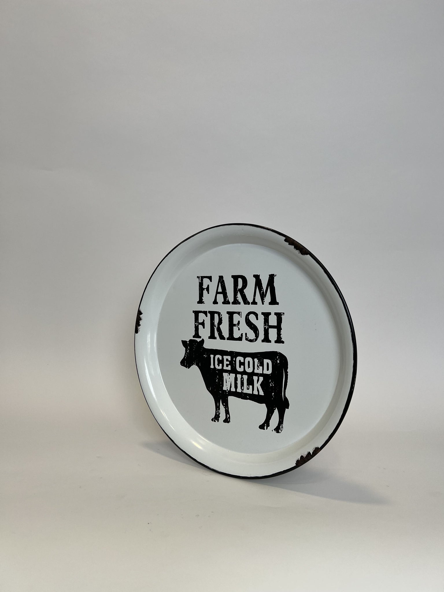 Bandeja Circular Metal Blanco "Farm Fresh"