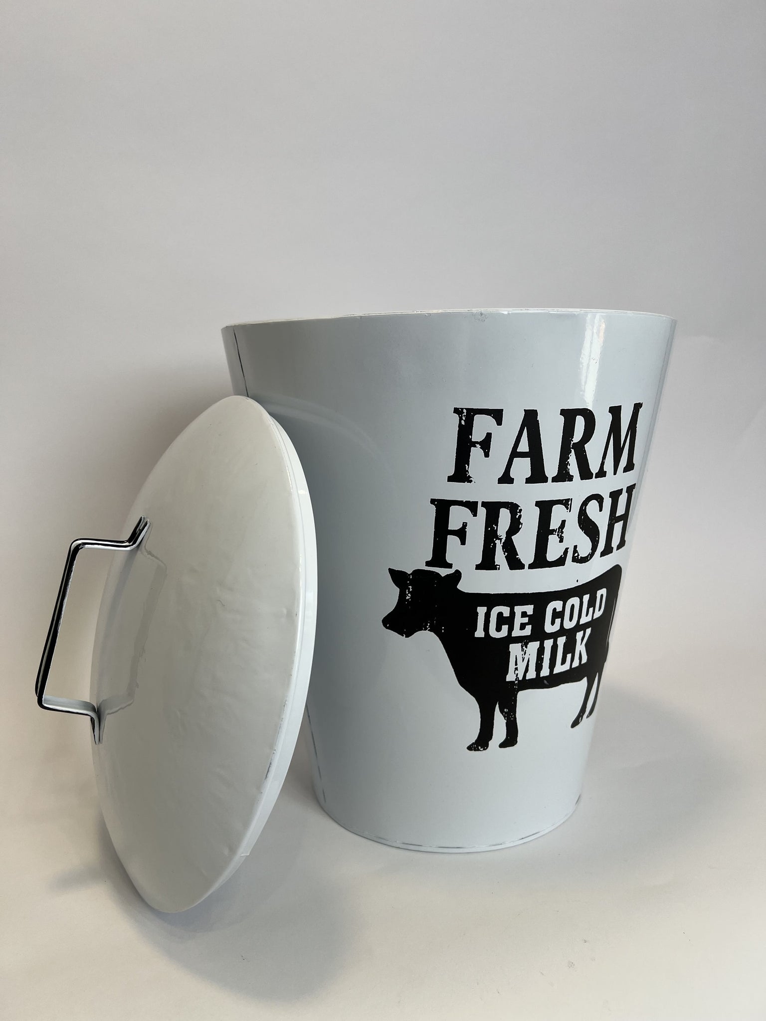 Hielera Latón Enlozado "Farm Fresh" Grande
