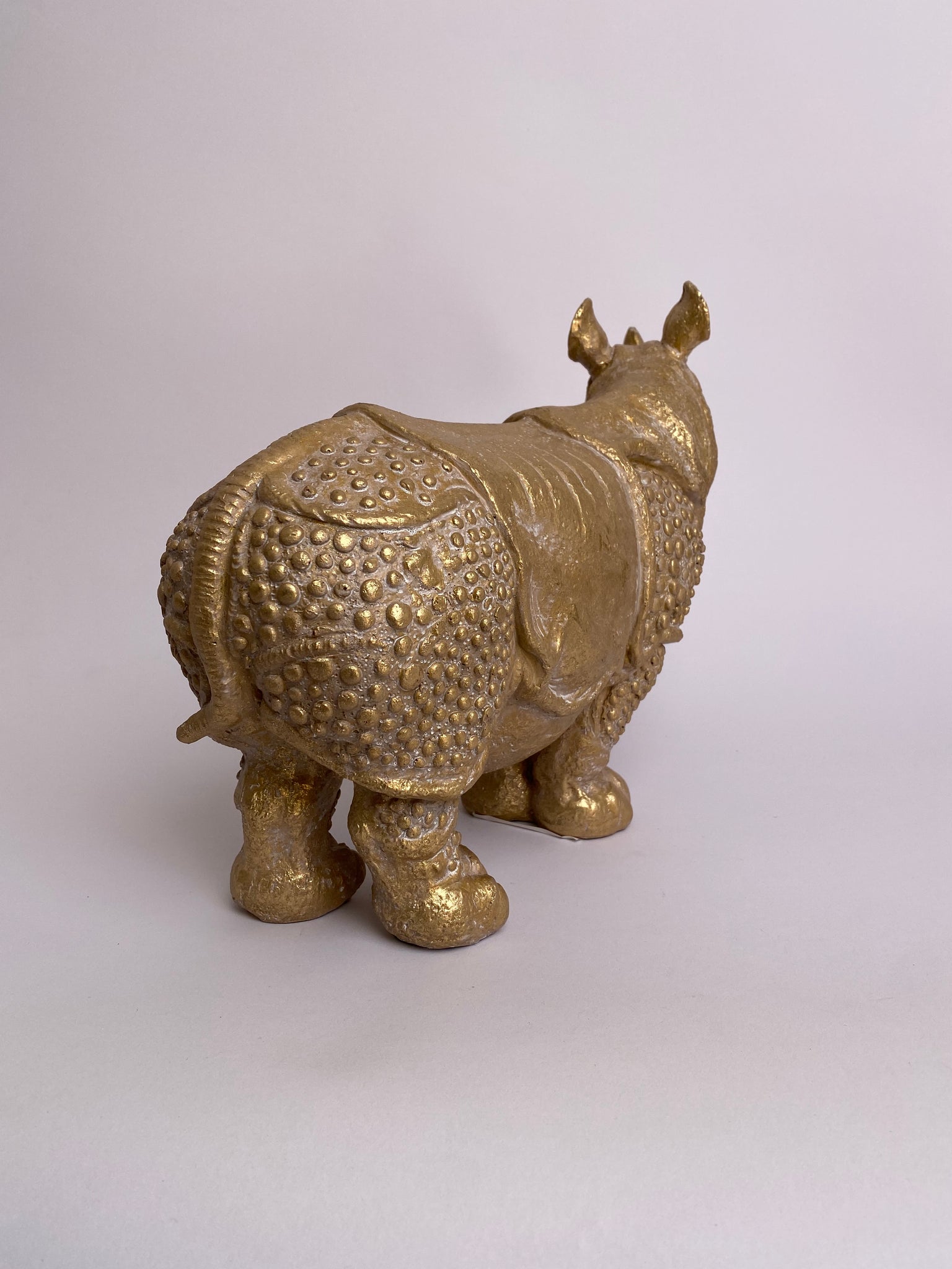 Escultura Rinoceronte Dorado